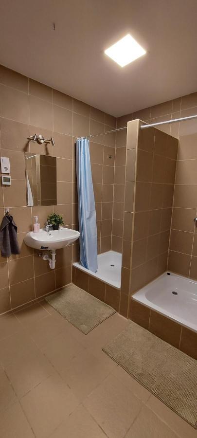 K21 Party Apartment Hotel With Inhouse Ruin Pub Budapeşte Dış mekan fotoğraf